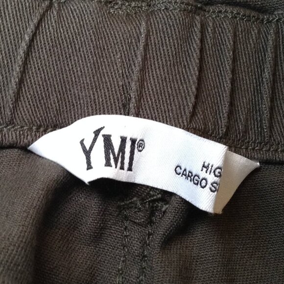 NWOT YMI High Rise Cargo Shorts "M", Olive green, Girlhoodcore, Trending, Folkie - Picture 3 of 5